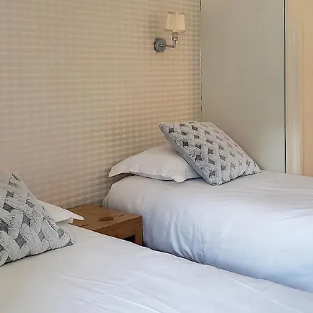 Nook 42 - The Loft - 2br W/ Balcony Views Апартаменты Шамони